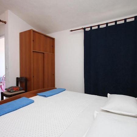 Apartments By The Sea Drvenik Donja Vala, Makarska - 6756 Pokoj fotografie